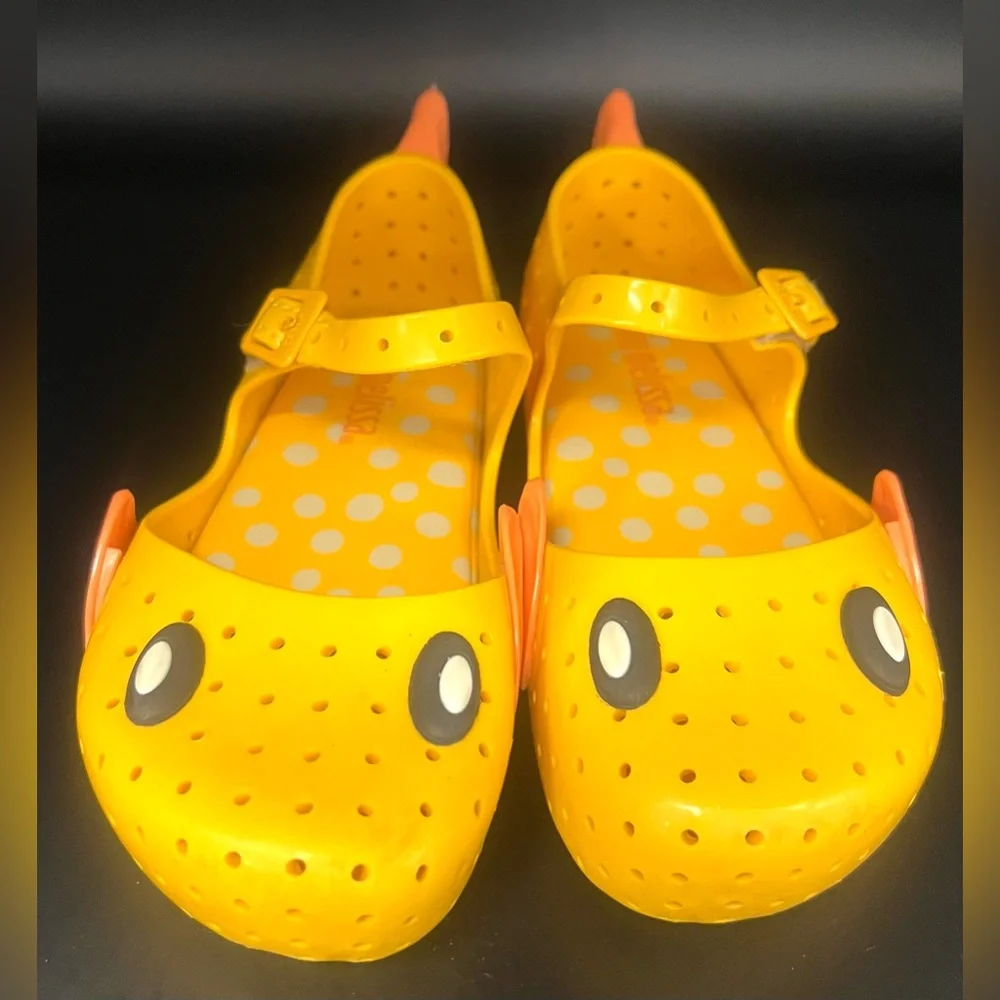 Mini Melissa- Yellow Fish‎ Design Shoes- Size: Girls 11